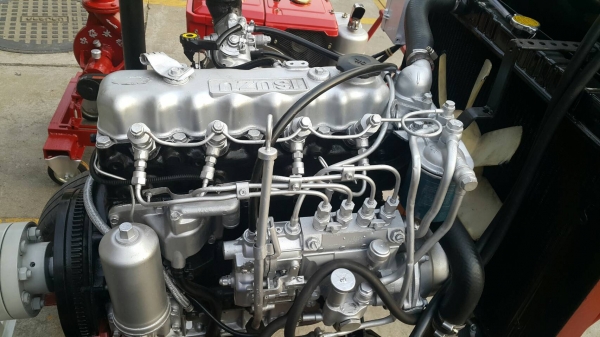 ครื่องสูบนํ้าประกอบใหม่ยังไม่ได้ใช้งาน