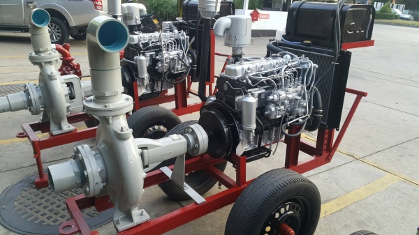 ครื่องสูบนํ้าประกอบใหม่ยังไม่ได้ใช้งาน