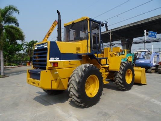 รถตัก WA100-1