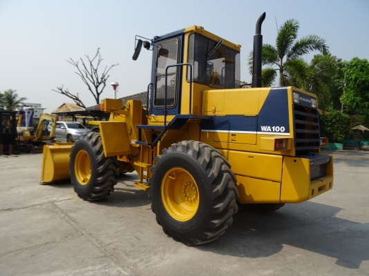 รถตัก WA100-1