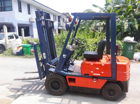ขายด่วนราคาถูก รถฟอร์คลิฟท์ KOMATSU FG15 ราคา 80000
