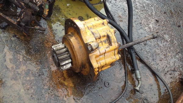 ขายอะใหล่ โคมัสสุ PC120-3 คับ