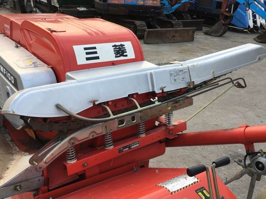ขายเครื่องนวดเมล็ดข้าวเดินตาม แบบนวดคอรวง ฝัดข้าวได้ ยี่ห้อ MITSUBISHI รุ่น MF100 รุ่นใหม่