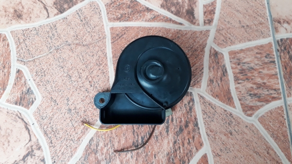 แตร BENZ W211 E320 แท้ ยี้ห้อ FIAMM