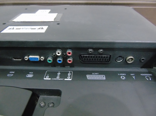 LCD TV Polytron รุ่น PLM24M51 ขนาด 24 นิ้ว มีรีโมท สภาพดี ใช้ได้ปกติ