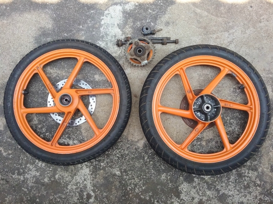 แม็กแท้ Honda Tean RS super สีส้มสีเดิม หายาก
