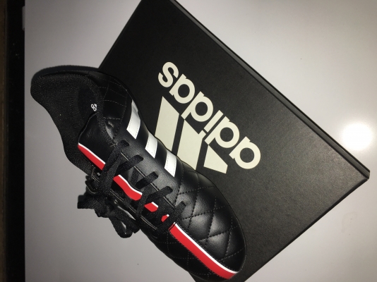 รองเท้าสตั๊ด Adidas ไซส์ 38.5