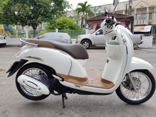 Scoopy i 2015 รถบ้านมือเดียว สด-ผ่อน รูดบัตรได้ Scoopy i 2015 รถบ้านมือเดียว สด-ผ่อน รูดบัตรได้