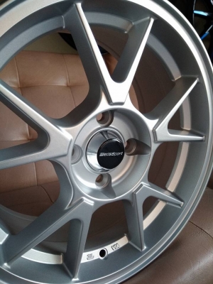 แม็กใหม่ลาย wrdsport tc005 ขอบ 15 ราคา 6900 พร้อมยาง 10900 บาท