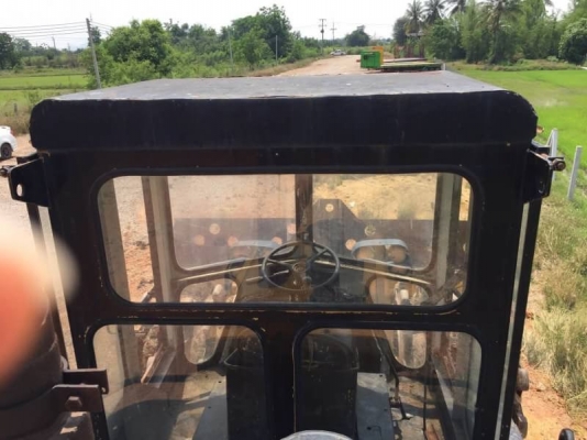 ขายรถแทรคเตอร์ตีนแกะ CATTERPILAR 816 เครื่องดี เกียร์แรง สภาพพร้อมใช้ เอกสารเล่มทะเบียน  คันนี้ 1,690,000 รถอยู่ นครปฐม โทร 0610710295