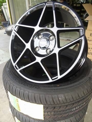 แม็กใหม่สปีดไฟท์ ขอบ 15 ราคา 7500 พร้อมยางไทย 11700 บาท