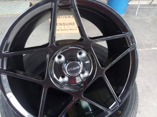 แม็กใหม่สปีดไฟท์ ขอบ 15 ราคา 7500 พร้อมยางไทย 11700 บาท