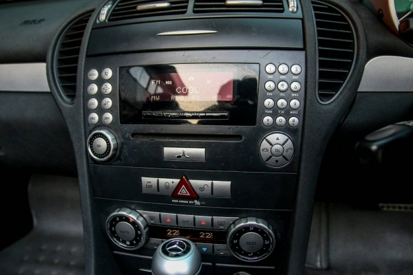 ขายด่วน Mercedes Benz SLK200 Kompressor R171 ปี 2005