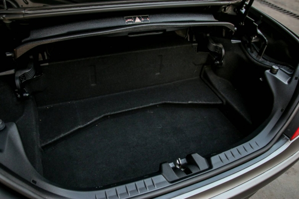 ขายด่วน Mercedes Benz SLK200 Kompressor R171 ปี 2005