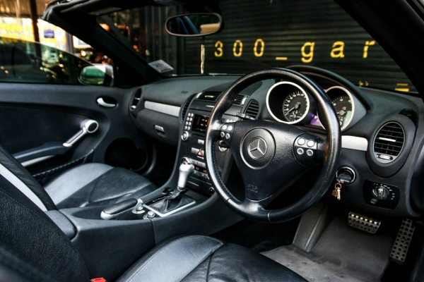ขายด่วน Mercedes Benz SLK200 Kompressor R171 ปี 2005