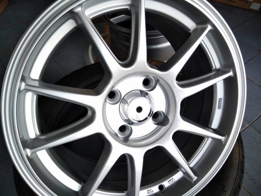 แม็กใหม่ลายทีซี105เอ็น ขอบ 15 ราคา 6900 พร้อมยาง 10900 บาท