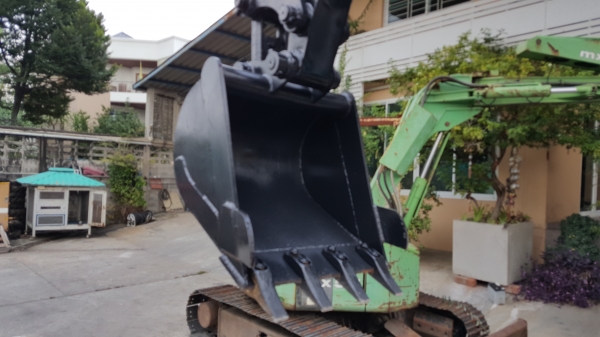 ขาย รถขุด HITACHI  รุ่น EX30 มือสองญี่ปุ่น แทรกเหล็ก สวย สลัก บูท เอวแน่น 100\% มีไลน์กระแทก สวยพร้อมใช้งาน มือถือ 0818753444  สอบถามเพิ่มเติมได้ที่ http://line.me/ti/p/mFkzr50JVd