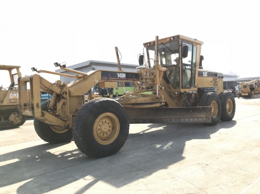 CAT 140H-2 SN: CCA00824 YR: 2004 ใบมีด 16 ฟุต VHP PLUS จากอเมริกา CAT 140H-2 SN: CCA00824 YR: 2004 ใบมีด 16 ฟุต VHP PLUS จากอเมริกา