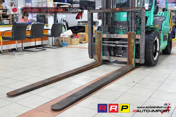 ขายรถโฟล์คลิฟท์มือสอง MITSUBISHI รุ่น FD35AT-F14E-80224 นำเข้าจากประเทศญี่ปุ่น 100\% ไม่เคยใช้งานในไทย