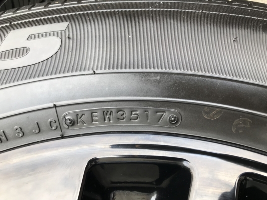 ล้อแม็กพร้อมยางป้ายแดง นิสสัน นาวาร่า คาลิเบอร์ NP300 ขอบ 18