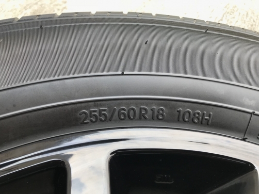 ล้อแม็กพร้อมยางป้ายแดง นิสสัน นาวาร่า คาลิเบอร์ NP300 ขอบ 18