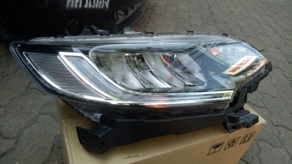 ขายไฟหน้า Jazz Led ข้างขวา