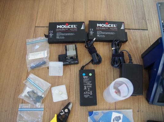เครื่องเชื่อมต่อสาย fiberoptic Fusion Splicer มือสอง Corning SpliceOne
