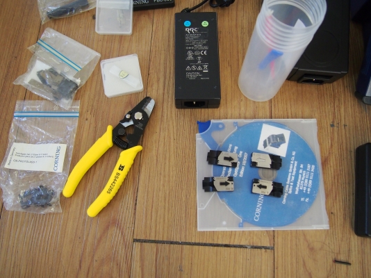 เครื่องเชื่อมต่อสาย fiberoptic Fusion Splicer มือสอง Corning SpliceOne