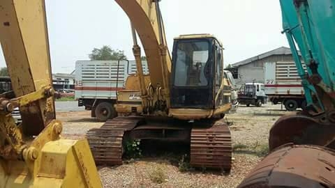 ขายรถแบคโฮ KOBELCO 5 คัน CAT320 =2คัน เอกสารทะเบียน ขายรถแบคโฮ KOBELCO 5 คัน CAT320 =2คัน เอกสารทะเบียน