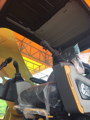 รถขุดCAT-320 NGH(ใหม่ล้าสุด)