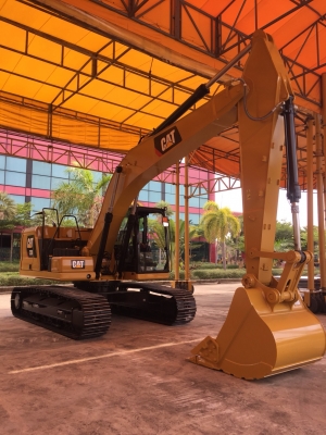 รถขุดCAT-320 NGH(ใหม่ล้าสุด)