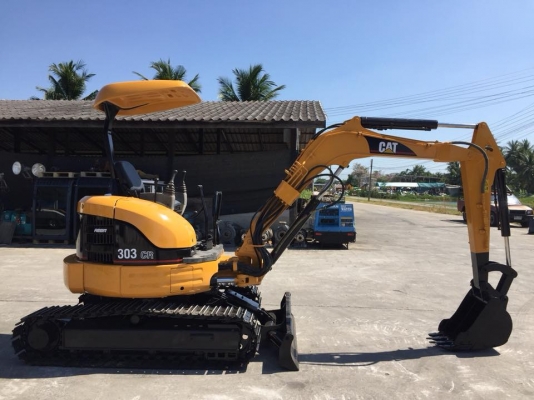รถขุด CATERPILLAR 303CR นำเข้ามือสองญี่ปุ่น