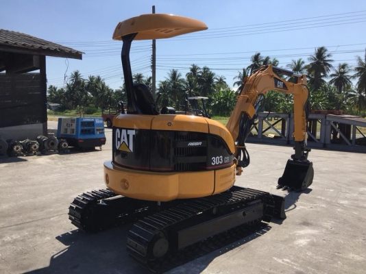 รถขุด CATERPILLAR 303CR นำเข้ามือสองญี่ปุ่น