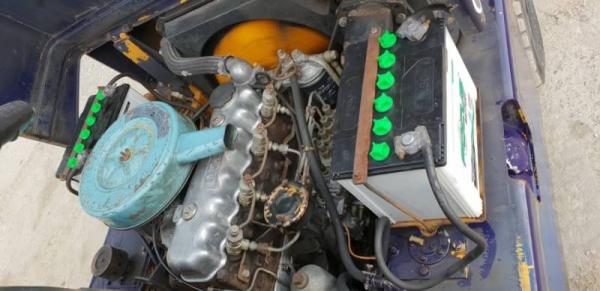 ขายด่วนรถยกดีเซลKOMATSU FD25-10 ยกได้2.5ตันยกสูง4เมตรรถนอกเพิ่งนำเข้ามายังไม่เคยใช้งานในเมืองไทยเลย