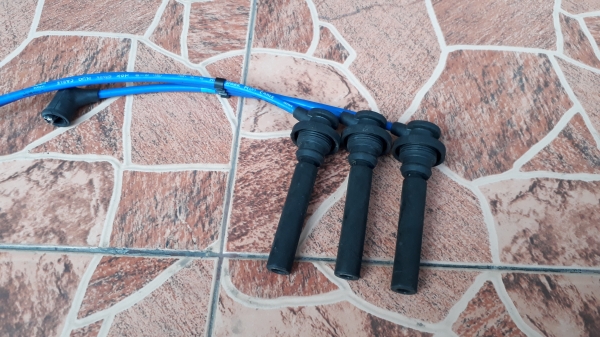 สายหัวเทียน NGK แท้ สีน้ำเงิน