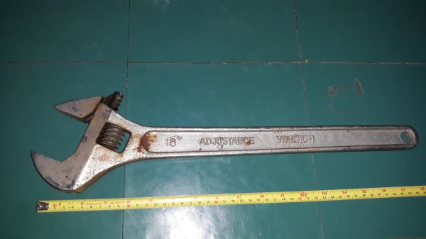 ขายประแจเลื่อนADJUSTABLE WRENCR ASH ขนาด18&quot; ใหม่เก่าเก็บตัวที่2
