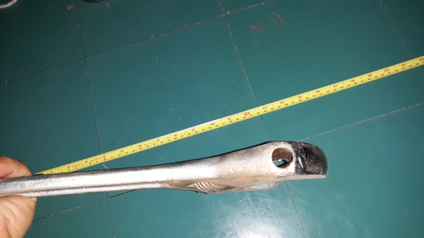ขายประแจเลื่อนADJUSTABLE WRENCR ASH ขนาด18&quot; ใหม่เก่าเก็บตัวที่2