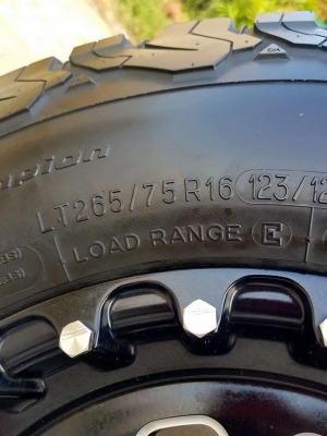 27,000 BF KO2 265/75/16 พร้อมล้อ LENSO MAX MONSTER สวยๆ