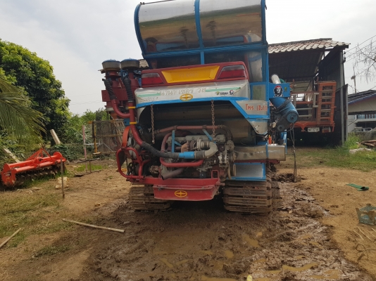 ขายรถเกี่ยวข้าว ขายรถเกี่ยวข้าว