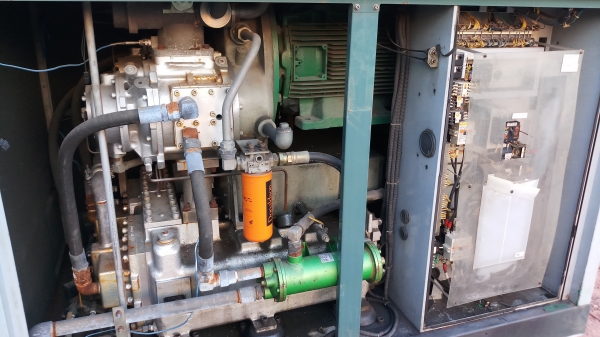 ปั้มลมสกรูKOBELCO