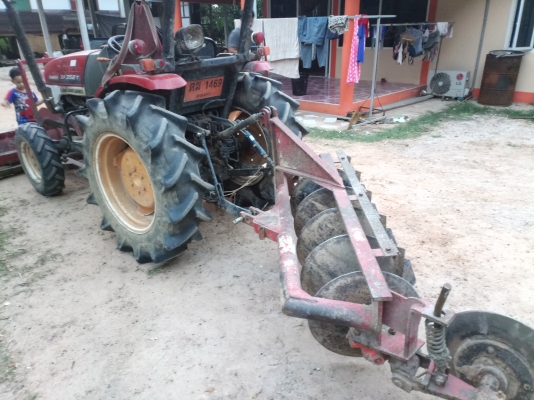 ยันร์ม่าEF352Tพร้อมใช้งานอุปกรณ์4ชิ้น ยันร์ม่าEF352Tพร้อมใช้งานอุปกรณ์4ชิ้น