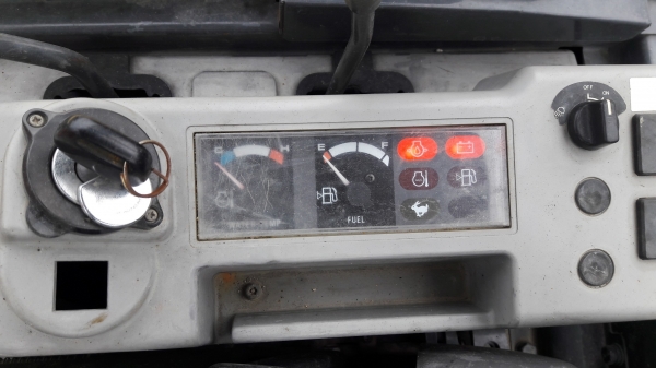 รถขุด コベルコ Kobelco SK30SR-3 เก่าญี่ปุ่น