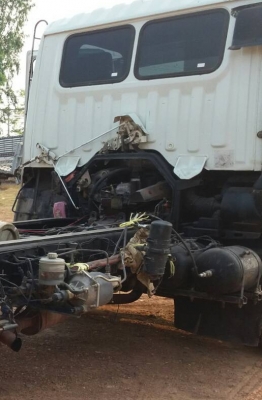 ขาย.ราคา 890,000บ.นะครับ สิบล้อ นิสัน UD CWM 43OM 290โบว์,อินเตอร์ ปี46 (ไม่ดั้ม)  แม่-ลูก 2คาน กะบะค็อกสูง ยาว6.50ม.รถห้าง มือเดียวป้ายแดง สภาพนางฟ้าเดิมๆพร้อมใช้งาน เล่ม.ทะเบียนพร้อมโอน ขาย 890,000บ.แม่+ลูก