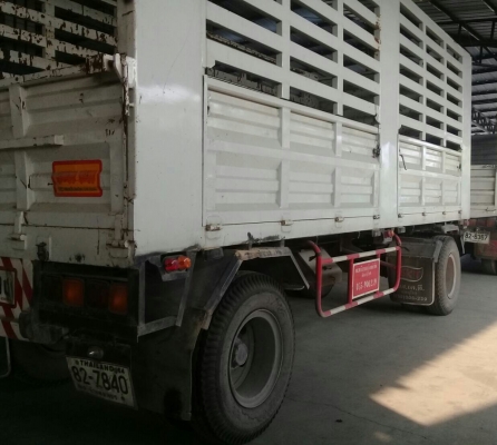 ขาย.ราคา 890,000บ.นะครับ สิบล้อ นิสัน UD CWM 43OM 290โบว์,อินเตอร์ ปี46 (ไม่ดั้ม)  แม่-ลูก 2คาน กะบะค็อกสูง ยาว6.50ม.รถห้าง มือเดียวป้ายแดง สภาพนางฟ้าเดิมๆพร้อมใช้งาน เล่ม.ทะเบียนพร้อมโอน ขาย 890,000บ.แม่+ลูก