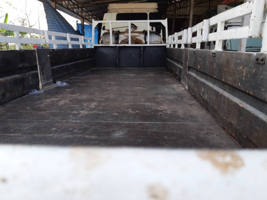 ขาย.ราคา 890,000บ.นะครับ สิบล้อ นิสัน UD CWM 43OM 290โบว์,อินเตอร์ ปี46 (ไม่ดั้ม)  แม่-ลูก 2คาน กะบะค็อกสูง ยาว6.50ม.รถห้าง มือเดียวป้ายแดง สภาพนางฟ้าเดิมๆพร้อมใช้งาน เล่ม.ทะเบียนพร้อมโอน ขาย 890,000บ.แม่+ลูก