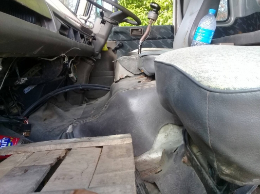 ขาย.ราคา 890,000บ.นะครับ สิบล้อ นิสัน UD CWM 43OM 290โบว์,อินเตอร์ ปี46 (ไม่ดั้ม)  แม่-ลูก 2คาน กะบะค็อกสูง ยาว6.50ม.รถห้าง มือเดียวป้ายแดง สภาพนางฟ้าเดิมๆพร้อมใช้งาน เล่ม.ทะเบียนพร้อมโอน ขาย 890,000บ.แม่+ลูก