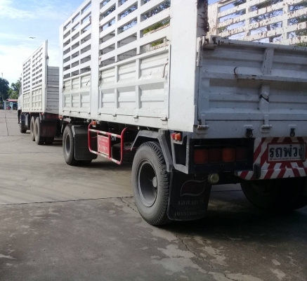 ขาย.ราคา 890,000บ.นะครับ สิบล้อ นิสัน UD CWM 43OM 290โบว์,อินเตอร์ ปี46 (ไม่ดั้ม)  แม่-ลูก 2คาน กะบะค็อกสูง ยาว6.50ม.รถห้าง มือเดียวป้ายแดง สภาพนางฟ้าเดิมๆพร้อมใช้งาน เล่ม.ทะเบียนพร้อมโอน ขาย 890,000บ.แม่+ลูก