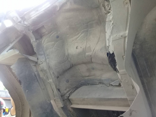 ขาย.ราคา 890,000บ.นะครับ สิบล้อ นิสัน UD CWM 43OM 290โบว์,อินเตอร์ ปี46 (ไม่ดั้ม)  แม่-ลูก 2คาน กะบะค็อกสูง ยาว6.50ม.รถห้าง มือเดียวป้ายแดง สภาพนางฟ้าเดิมๆพร้อมใช้งาน เล่ม.ทะเบียนพร้อมโอน ขาย 890,000บ.แม่+ลูก