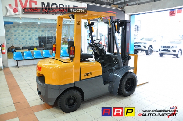 ขายรถโฟล์คลิฟท์มือสอง TCM รุ่น FHD25Z5-34E13858 นำเข้าจากประเทศญี่ปุ่น 100\% ไม่เคยใช้งานในไทย