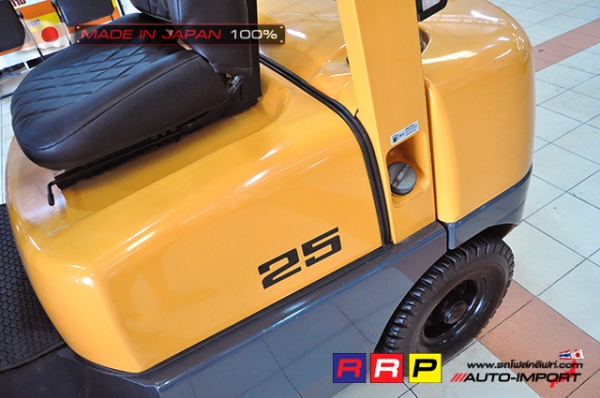 ขายรถโฟล์คลิฟท์มือสอง TCM รุ่น FHD25Z5-34E13858 นำเข้าจากประเทศญี่ปุ่น 100\% ไม่เคยใช้งานในไทย